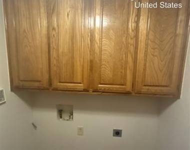 4211 Meadow Park Drive - Photo Thumbnail 20