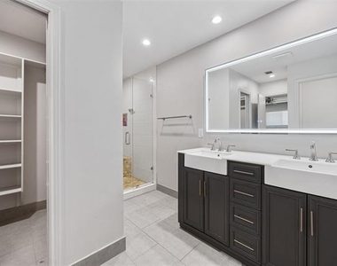 3945 Clubway Lane - Photo Thumbnail 19