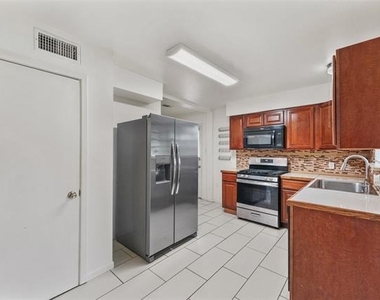 3123 San Lucas Avenue - Photo Thumbnail 13