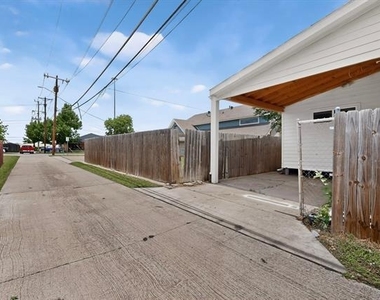 1305-a Nw 14th Street - Photo Thumbnail 5