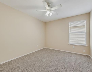 6233 Balcony Lane - Photo Thumbnail 20