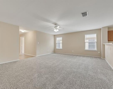 6233 Balcony Lane - Photo Thumbnail 10