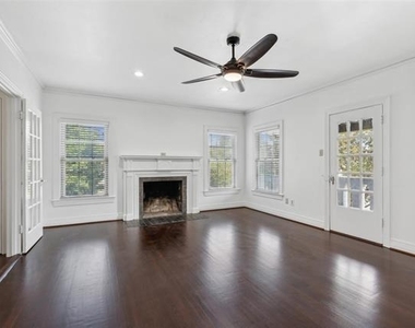 6132 Victor Street - Photo Thumbnail 5