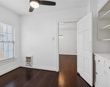6132 Victor Street - Photo Thumbnail 10