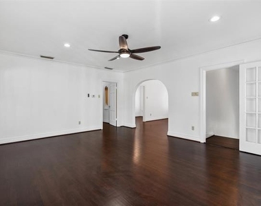 6132 Victor Street - Photo Thumbnail 7