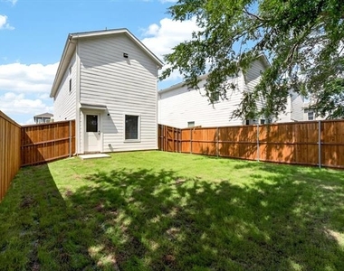 12112 Steeplechase Drive - Photo Thumbnail 21