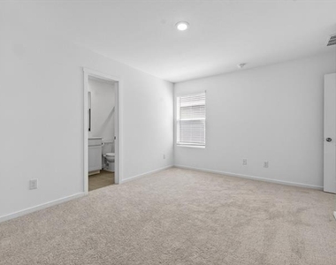 12112 Steeplechase Drive - Photo Thumbnail 13