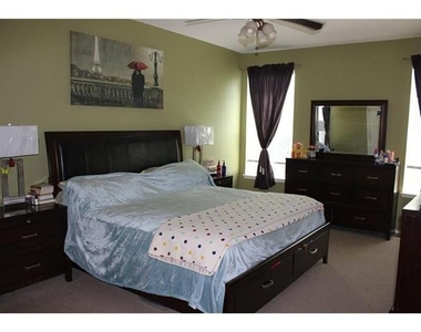 2425 Collier Drive - Photo Thumbnail 9