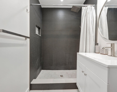138 S Cypress Road - Photo Thumbnail 16