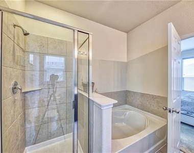 2344 Bermont Red Lane - Photo Thumbnail 16