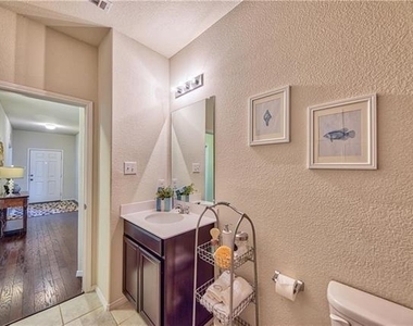 2344 Bermont Red Lane - Photo Thumbnail 19