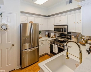 2601 Preston Road - Photo Thumbnail 7