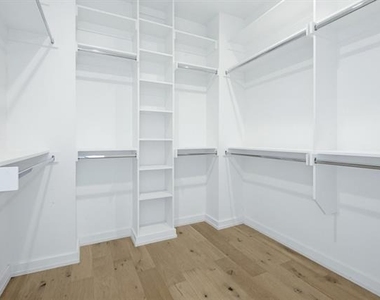 4719 Belmont Avenue - Photo Thumbnail 11