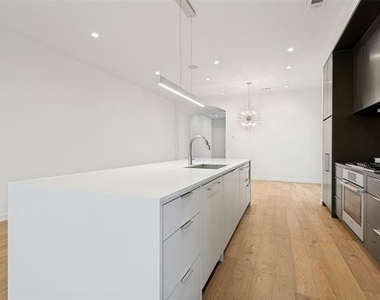 4719 Belmont Avenue - Photo Thumbnail 5