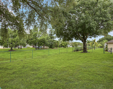 1198 Se Petunia Avenue - Photo Thumbnail 9