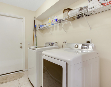 1198 Se Petunia Avenue - Photo Thumbnail 19