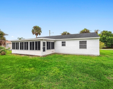 2937 Se Ironton Avenue - Photo Thumbnail 28