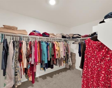 720 Willow View Way - Photo Thumbnail 16