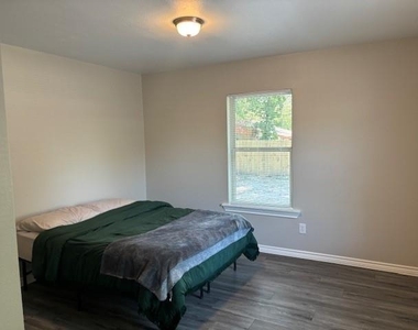 8714 Quinn Street - Photo Thumbnail 9