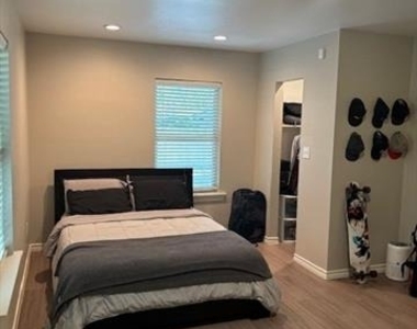 8714 Quinn Street - Photo Thumbnail 12