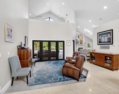10655 Rio Hermoso - Photo Thumbnail 5