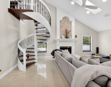 10655 Rio Hermoso - Photo Thumbnail 12