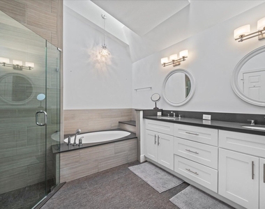 2466 Muir Circle - Photo Thumbnail 20