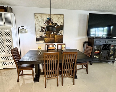 21 Newport B Court - Photo Thumbnail 8