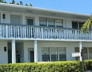 21 Newport B Court - Photo Thumbnail 30