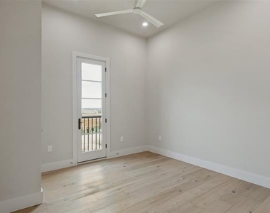 49 Arta Drive - Photo Thumbnail 12