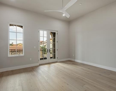 49 Arta Drive - Photo Thumbnail 8