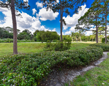 2733 Sw Matheson Avenue - Photo Thumbnail 3