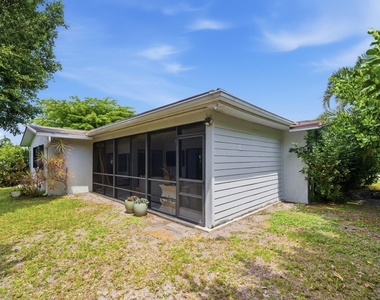 6396 Country Wood Way - Photo Thumbnail 31