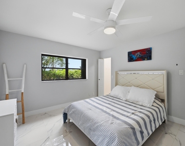 6396 Country Wood Way - Photo Thumbnail 27