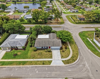 6396 Country Wood Way - Photo Thumbnail 41