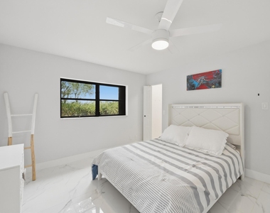 6396 Country Wood Way - Photo Thumbnail 28