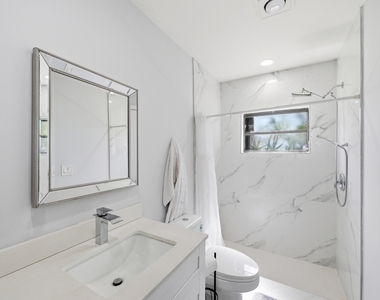 6396 Country Wood Way - Photo Thumbnail 23