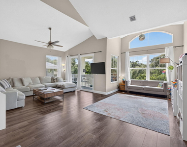 1603 Mizzenmast Way - Photo Thumbnail 32