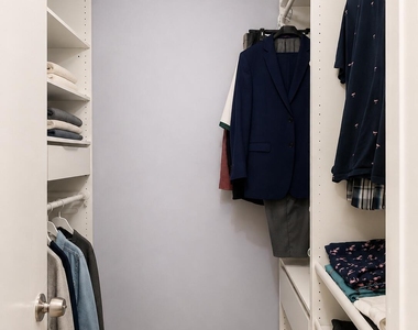 5734 Northpointe Lane - Photo Thumbnail 13