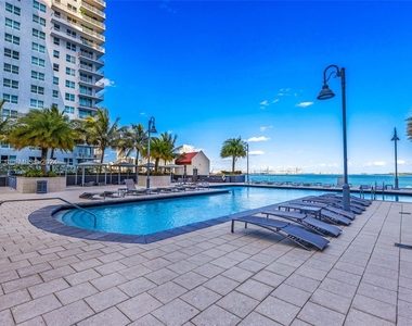 1155 Brickell Bay Drive - Photo Thumbnail 33