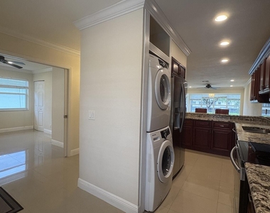 1441 Nw 19th Terrace - Photo Thumbnail 28