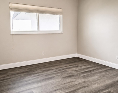 4880 Nw 22nd Street - Photo Thumbnail 11