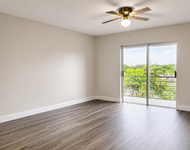 4880 Nw 22nd Street - Photo Thumbnail 1