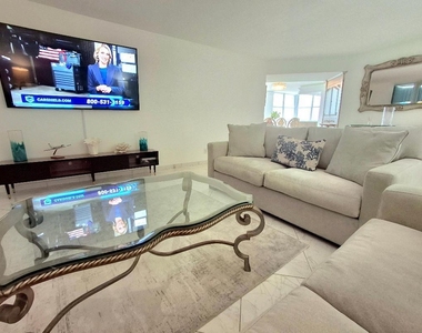1340 S Ocean Boulevard - Photo Thumbnail 4