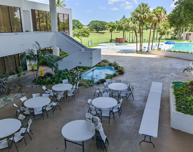 3671 Environ Boulevard - Photo Thumbnail 3