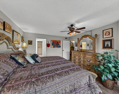 3671 Environ Boulevard - Photo Thumbnail 50