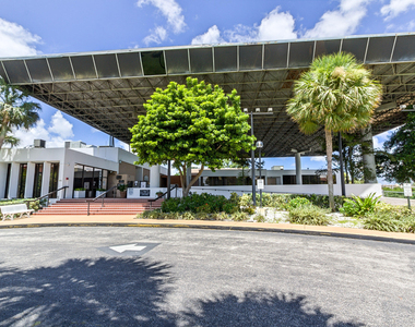 3671 Environ Boulevard - Photo Thumbnail 2