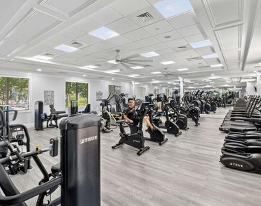 6812 Belmont Shore Drive - Photo Thumbnail 38
