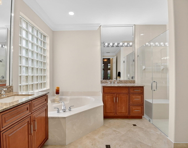 6812 Belmont Shore Drive - Photo Thumbnail 18