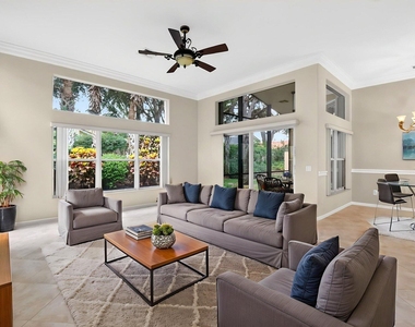 6812 Belmont Shore Drive - Photo Thumbnail 9